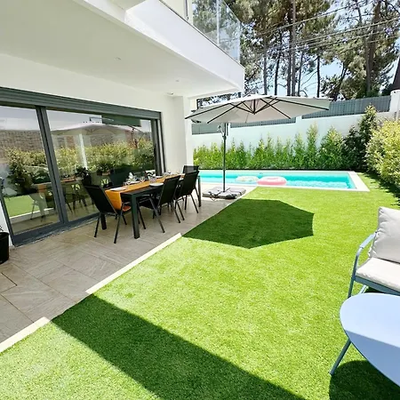- Relaxing Oasis, 10 Mins To Beach, Near Lisbon