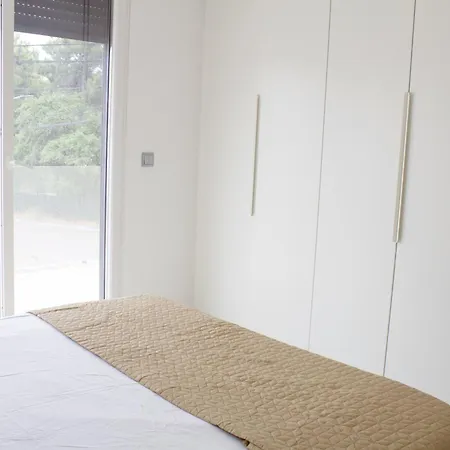 - Relaxing Oasis, 10 Mins To Beach, Near Lisbon Amora