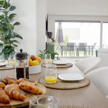 - Relaxing Oasis, 10 Mins To Beach, Near Lisbon Amora