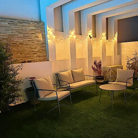 - Relaxing Oasis, 10 Mins To Beach, Near Lisbon * Amora